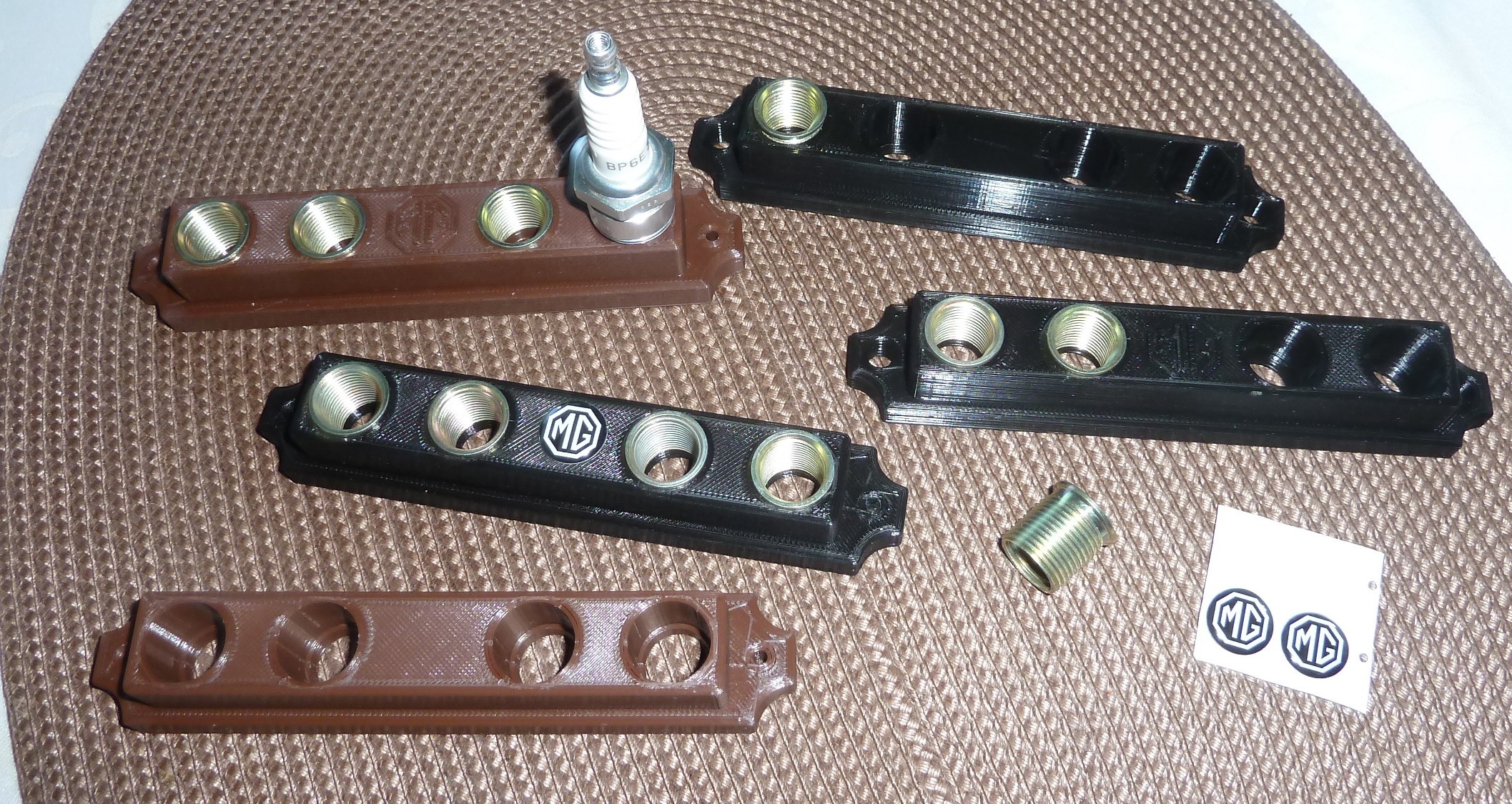 Spark_plug_holder_9.jpg
