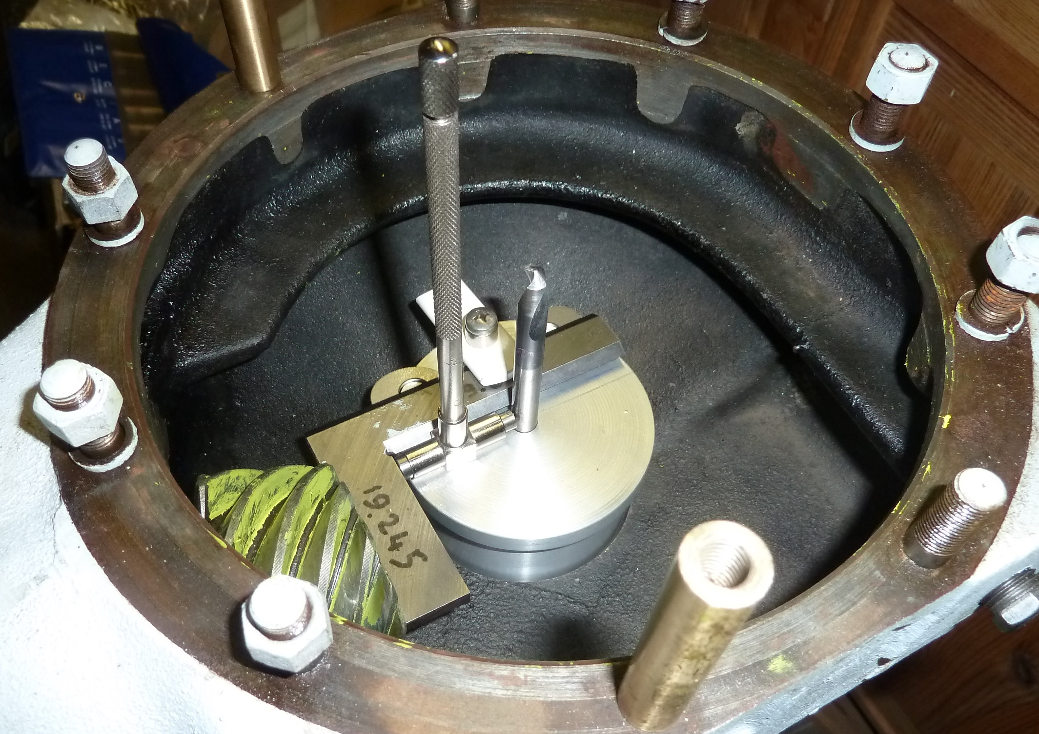 Measuring_pinion_depth_1.jpg